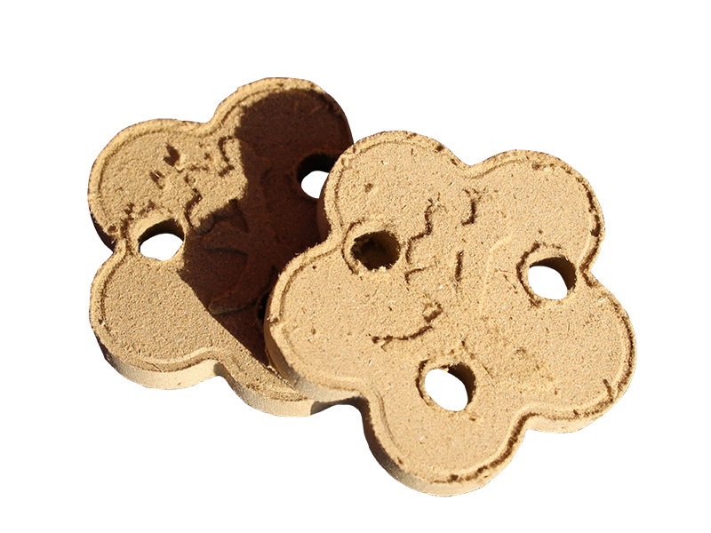 艾絨餅梅花三孔4.7*07CM